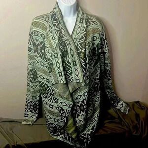 Billabong size small Aztec design sweater cardigan